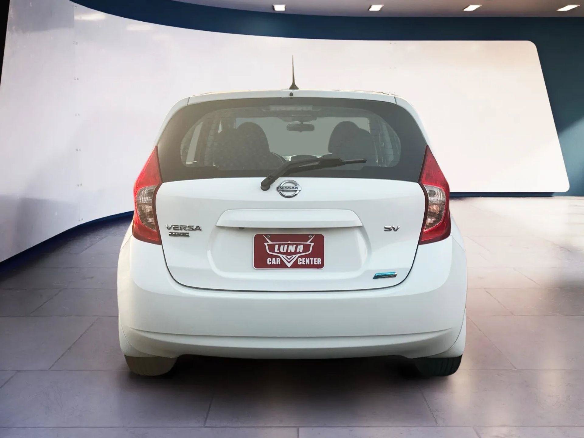 Used 2016 Nissan Versa Note SV FWD image 4