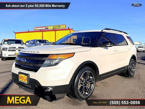 Used 2015 Ford Explorer Sport w/ Equipment Group 401A image 2