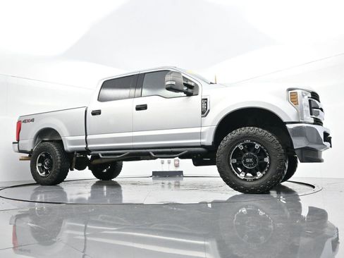 Used 2018 Ford F250 XLT AWD/4WD image 44
