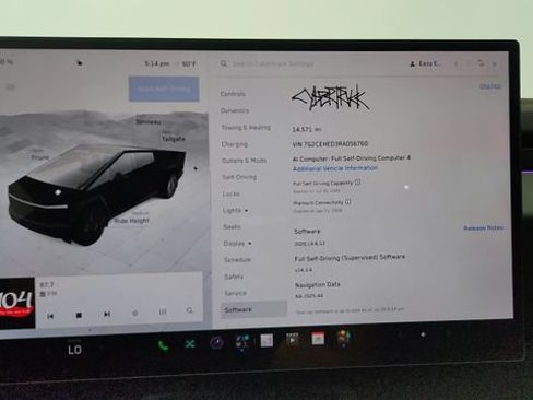 Used 2024 Tesla Cybertruck AWD Crew Cab image 69