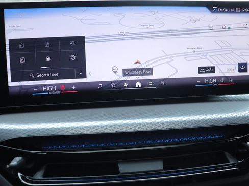 Used 2026 BMW 330i Sedan w/ M Sport Package image 31