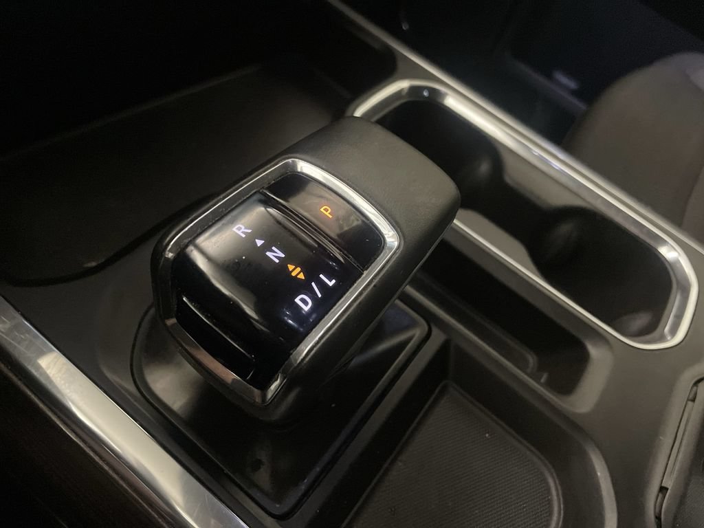 Used 2024 Chevrolet Silverado 1500 RST AWD/4WD image 10