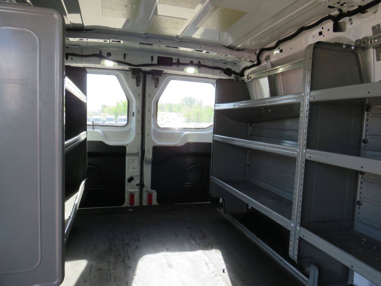 Used 2017 Ford Transit 250 130 Low Roof RWD image 24