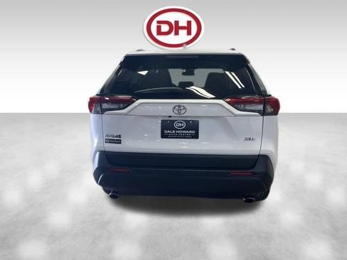 Used 2024 Toyota RAV4 XLE FWD image 10