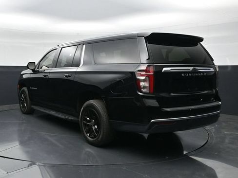 Used 2021 Chevrolet Suburban LT AWD/4WD image 8
