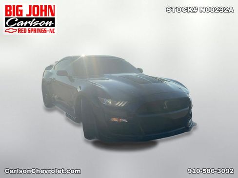 Used 2022 Ford Mustang Shelby GT500 w/ Technology Package RWD image 11