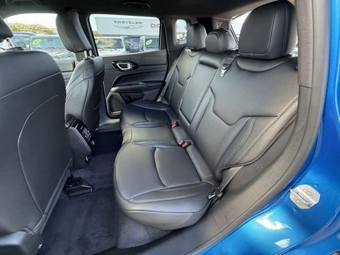 New 2026 Jeep Compass Limited image 10