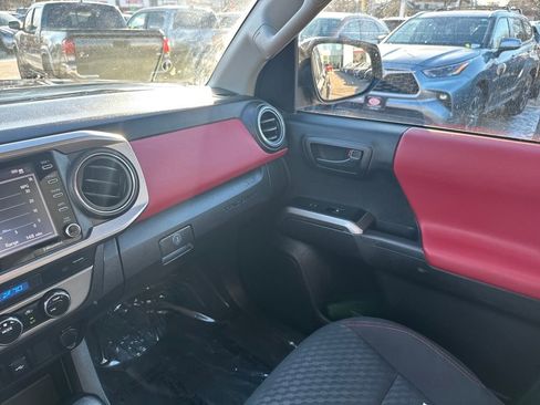 Used 2023 Toyota Tacoma 4x4 Double Cab image 28