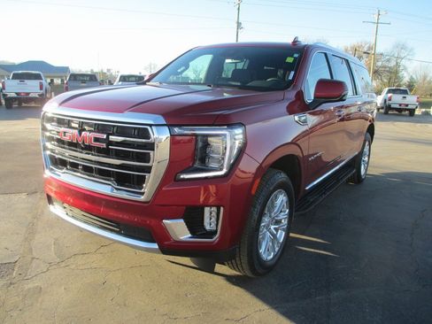 Certified 2023 GMC Yukon XL SLT w/ SLT Premium Package image 10