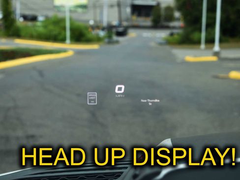 Used 2021 GMC Sierra 1500 AT4 w/ AT4 Premium Package image 17