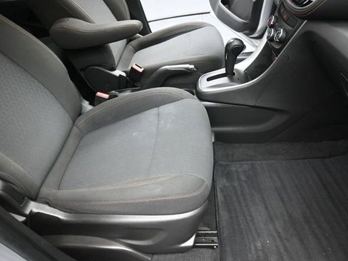 Used 2018 Chevrolet Trax LS image 27