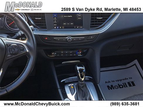 Used 2019 Buick Regal Preferred w/ Driver Confidence Package I image 24