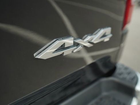 Used 2019 RAM 1500 Laramie image 38