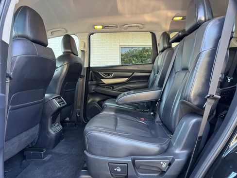 Used 2019 Subaru Ascent Limited w/ Popular Package #3 AWD/4WD image 19