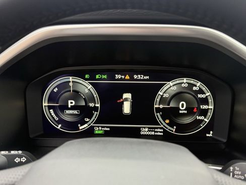 Used 2025 Mitsubishi Outlander SEL Black Edition image 13