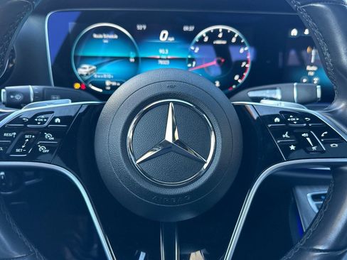 Used 2022 Mercedes-Benz E 350 Sedan image 16