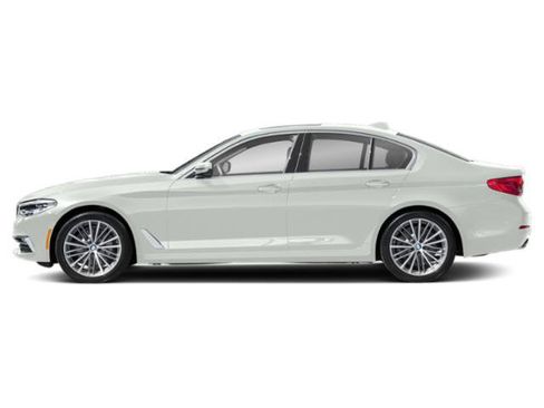 Used 2020 BMW 540i w/ M Sport Package RWD image 3