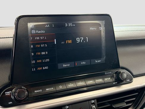 Used 2019 Kia Forte LXS FWD image 15
