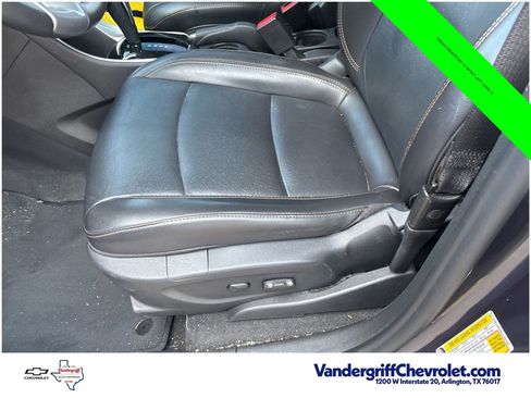 Used 2018 Chevrolet Trax Premier FWD image 9