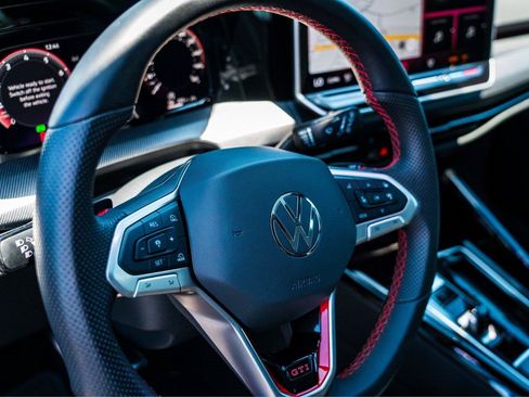 Used 2025 Volkswagen GTI SE FWD image 8