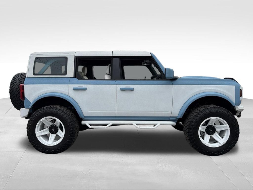 Used 2025 Ford Bronco 4-Door AWD/4WD image 9