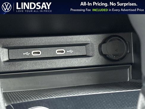 Certified 2025 Volkswagen Taos S image 17