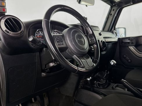 Used 2017 Jeep Wrangler Sport w/ Quick Order Package 23S AWD/4WD image 20