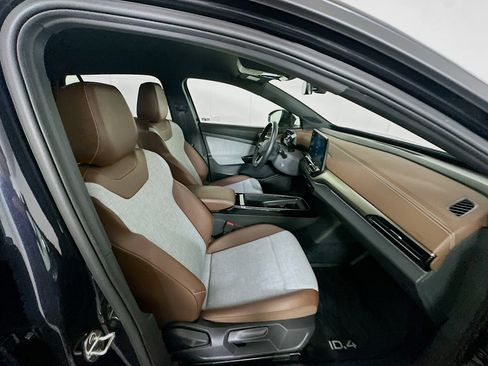 Used 2023 Volkswagen ID.4 Pro image 30
