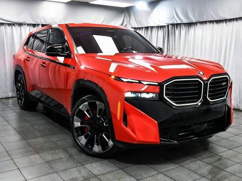 Used 2023 BMW XM image 3