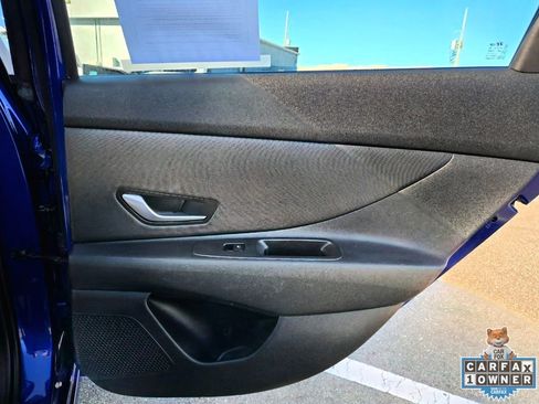 Used 2023 Hyundai Elantra Limited FWD image 41
