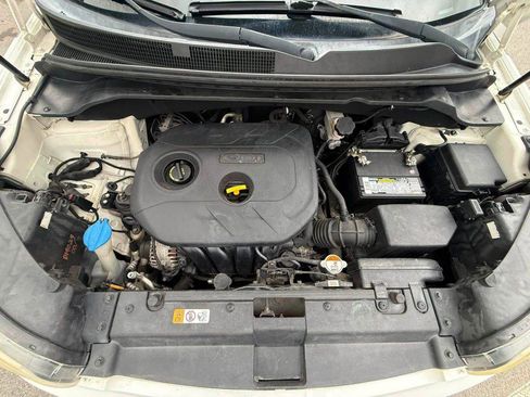 Used 2014 Kia Soul + FWD image 34