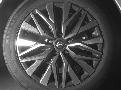 Used 2025 Nissan Altima 2.5 SV image 13