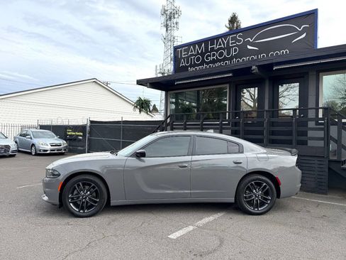 Used 2019 Dodge Charger SXT w/ Plus Group AWD/4WD image 3