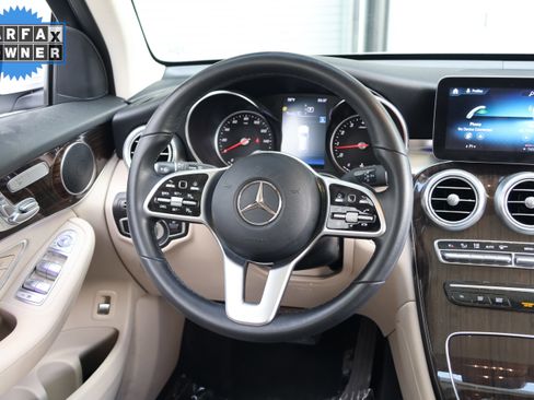 Certified 2022 Mercedes-Benz GLC 300 image 17
