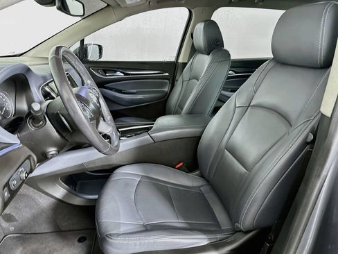 Used 2020 Buick Enclave Premium w/ Sun and Sites Package AWD/4WD image 8