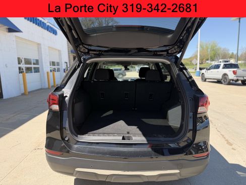 Used 2024 Chevrolet Equinox LT AWD/4WD image 5
