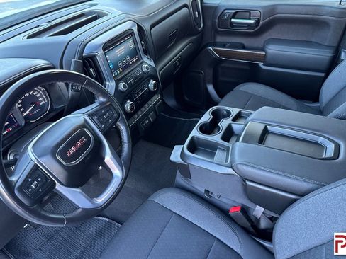 Certified 2022 GMC Sierra 1500 SLE w/ X31 Off-Road Package AWD/4WD image 10
