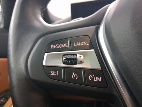 Certified 2024 BMW 330i Sedan w/ Premium Package image 15