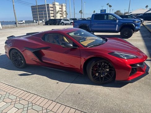 Used 2024 Chevrolet Corvette Z06 image 1