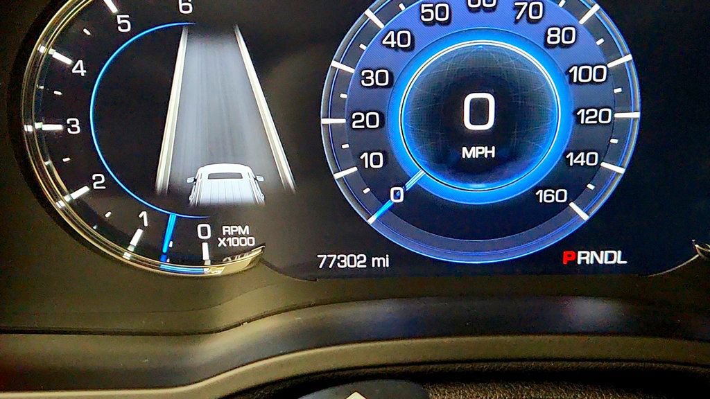 Used 2020 Cadillac Escalade Premium Luxury AWD/4WD image 16