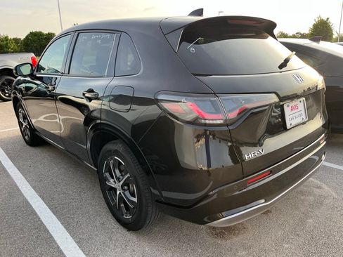 Used 2025 Honda HR-V EX-L image 4