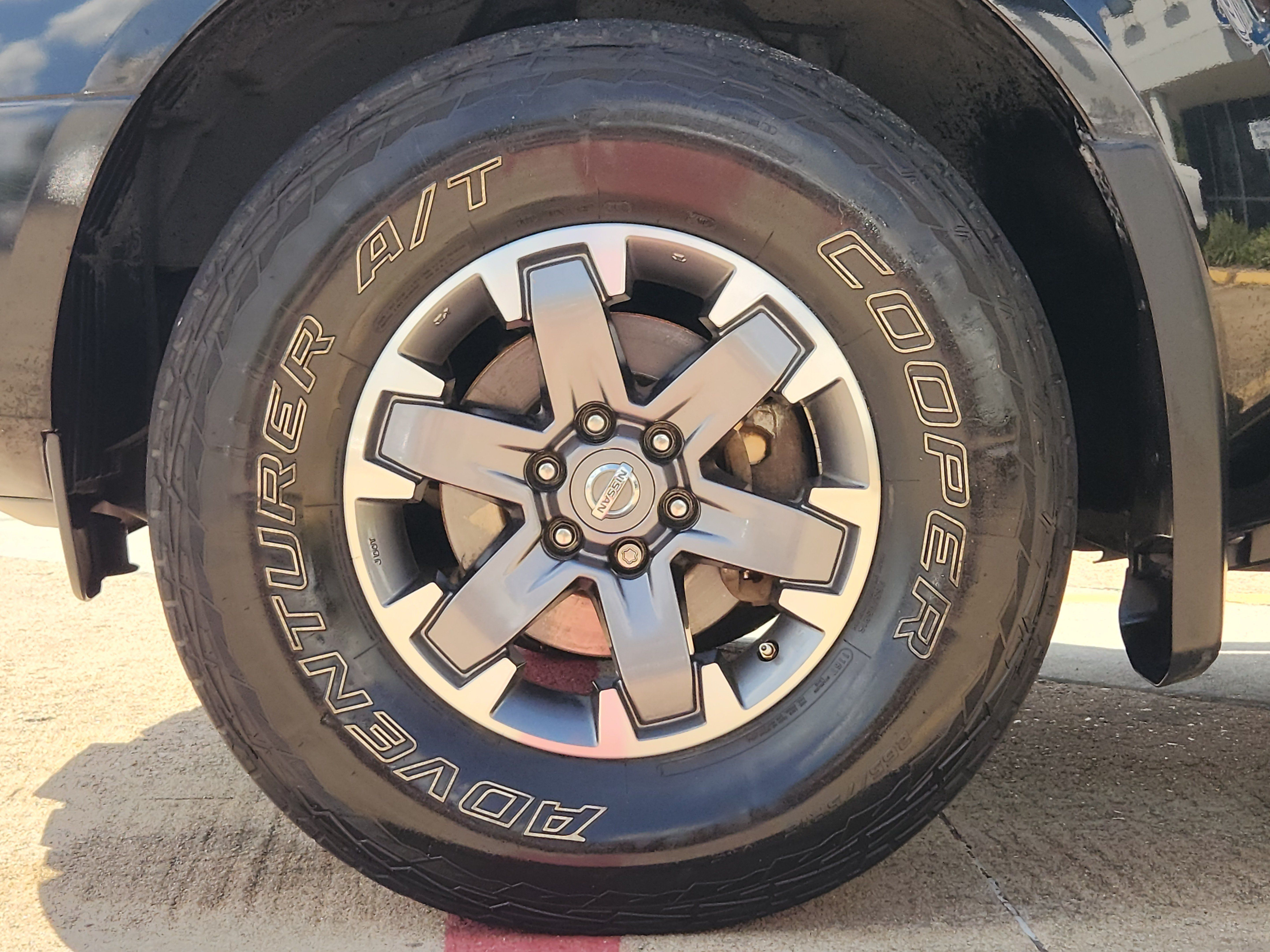Used 2019 Nissan Frontier Desert Runner RWD image 7