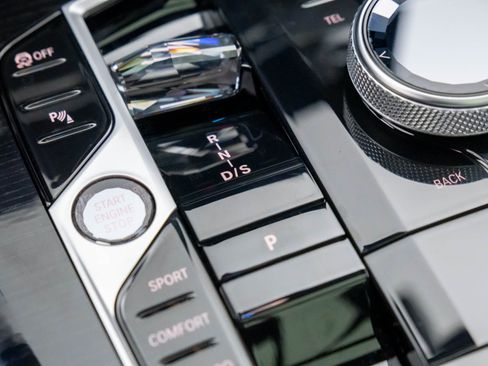 Used 2025 BMW X5 M60i image 24