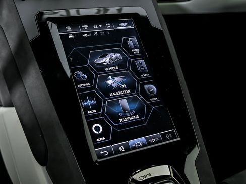 Used 2023 Lamborghini Huracan Tecnica image 36