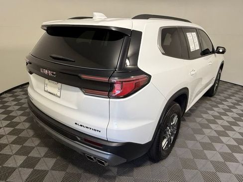Used 2025 GMC Acadia Elevation FWD image 6