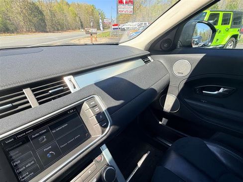 Used 2015 Land Rover Range Rover Evoque Pure image 33