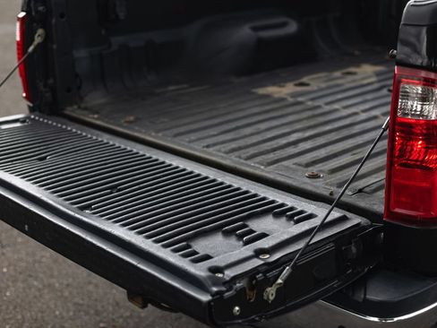 Used 2014 Ford F350 Lariat AWD/4WD image 12
