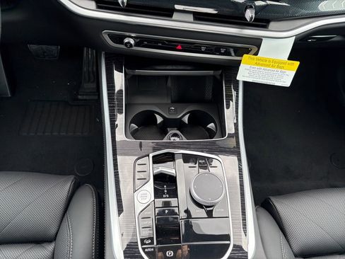 New 2026 BMW X5 xDrive40i w/ M Sport Package AWD/4WD image 11