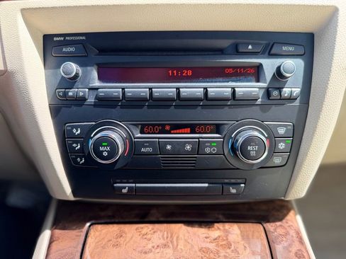 Used 2008 BMW 328i Convertible RWD image 32