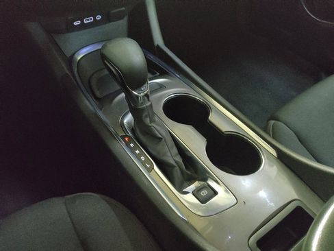 Used 2023 Chevrolet Malibu LT FWD image 26